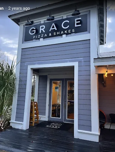 Grace Pizza and Shakes 30A